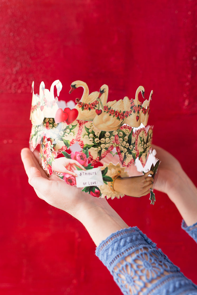 Valentine&#39;s Day Crowns, PDF Printable