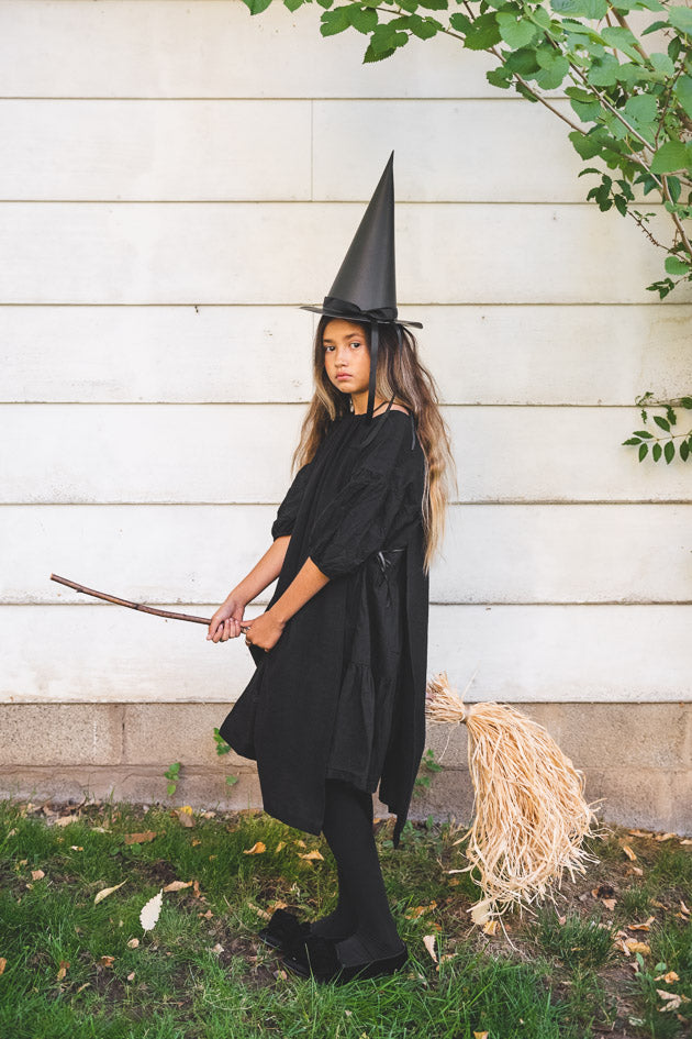 Kid Witch Costume, PDF Template Kid Witch Costume, PDF Template
