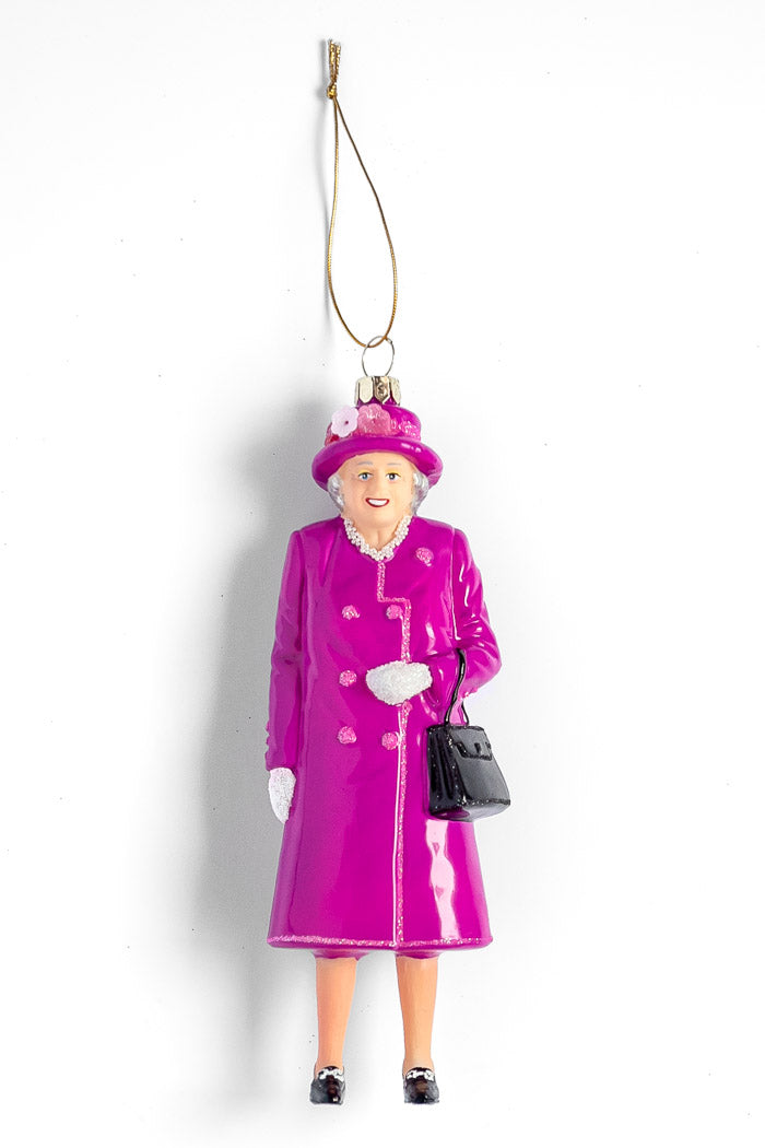 Queen Elizabeth Outfit Ornament