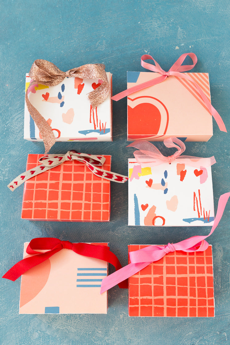 Valentine&#39;s Day Candy Boxes, PDF Printable